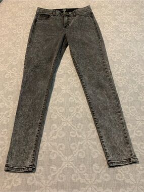 LuLaRoe Women's Washed Charcoal Skinny Jeans (Size 28)